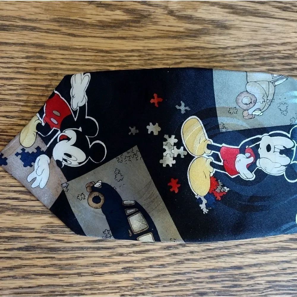 Disney tie 